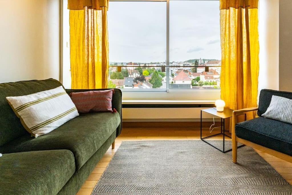 Apartment Le Skyline Lumineux , Vue Imprenable, Calme , Pk Dijon