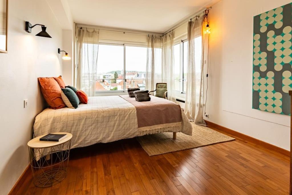 Apartment Le Skyline Lumineux , Vue Imprenable, Calme , Pk